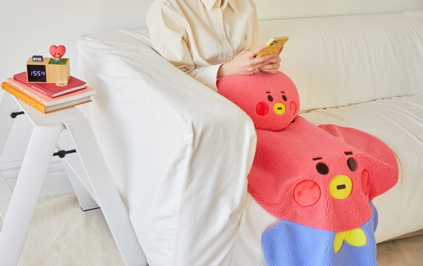 BT21變成毛毯啦！「BT21造型毛毯」可愛登場，超萌角色造型太療癒，還能幫你溫暖身心～