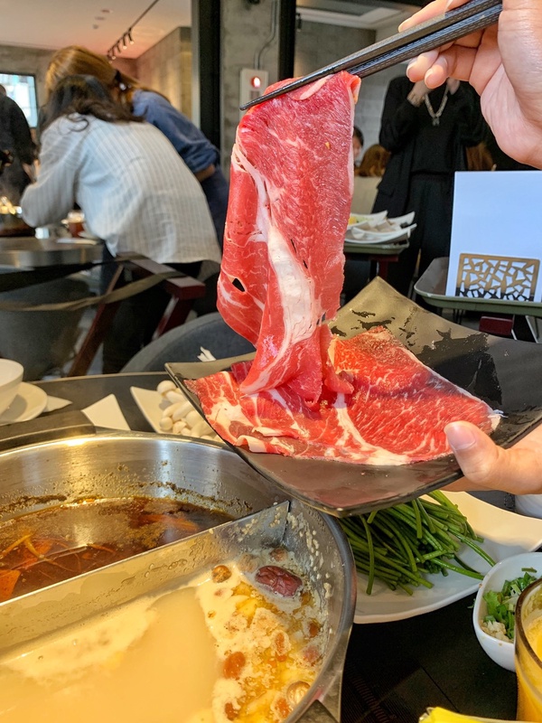 辛殿麻辣鍋吃到飽進軍公館！PRIME無骨牛小排、美國安格斯黑牛、冰淇淋通通吃到飽！