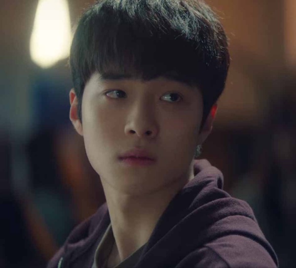 《Start-Up:我的新創時代》男二拿錯劇本4:找南多凜演童年,根本男主待遇!