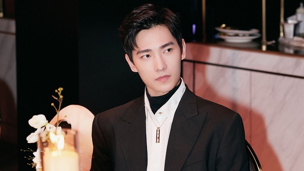 古裝&時裝都好看的神顏男星TOP 5:楊洋