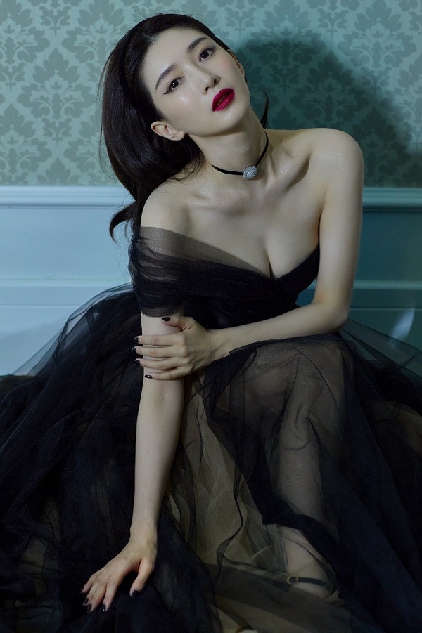 女星紅毯造型3：江疏影