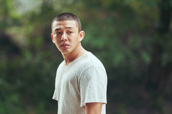 劉亞仁《收屍人》增肥15公斤變大叔！挑戰飾演語言障礙者，全程無台詞，演技超傳神！