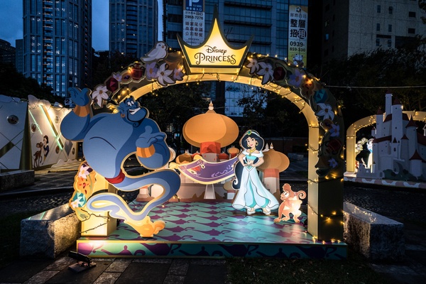 最吸睛的就是這次可是「新北歡樂耶誕城」首次和迪士尼合作