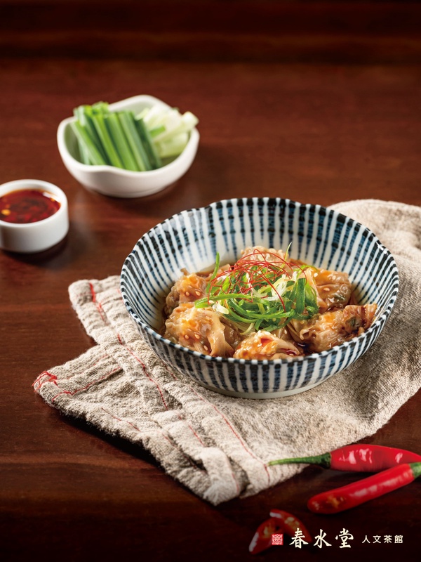 春水堂聯名「OATLY燕麥奶」推鐵觀音燕麥奶、烏瓦燕麥奶，還有紅油抄手、塔香辣炒豬！