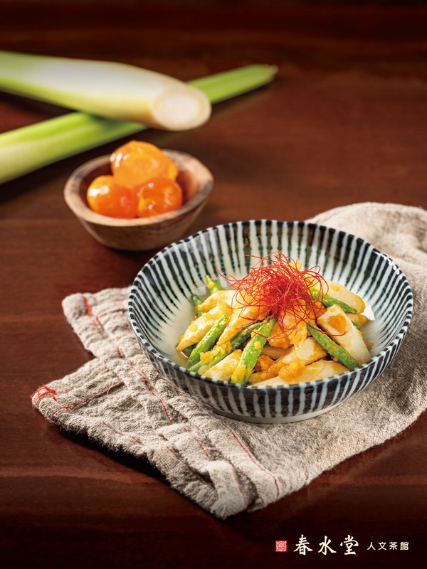 春水堂聯名「OATLY燕麥奶」推鐵觀音燕麥奶、烏瓦燕麥奶，還有紅油抄手、塔香辣炒豬！