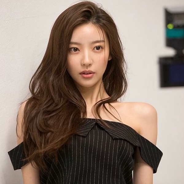 2020韓網必追新一代IG私服女神！韓星私服穿搭圖鑑，黃勝妍、車貞媛根本帶貨王