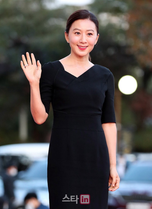 玄彬獲總統表彰！2020大眾文化藝術賞，玄彬帥翻天，姜河那像大叔，孔曉振被嘲像孕婦？