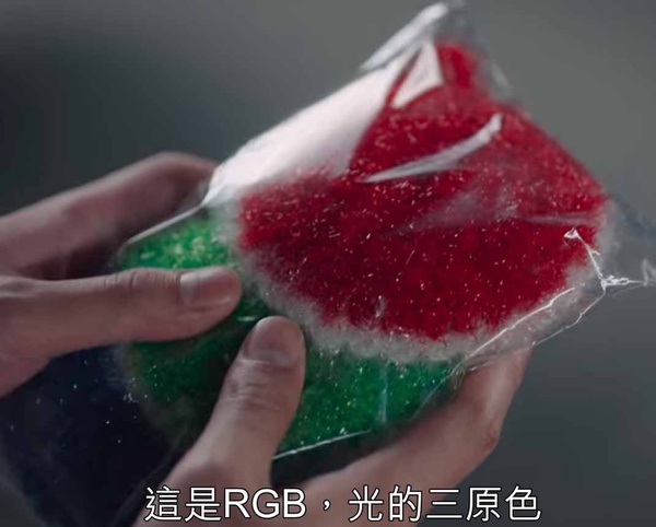 《Start-Up》南柱赫理工直男萌點1:竟然送女友奶奶「自製菜瓜布」!?