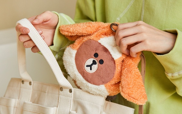狗狗熊大出沒!LINE FRIENDS推出全新「狗狗熊大系列」,毛茸茸狗狗裝+超Q狗掌太療癒