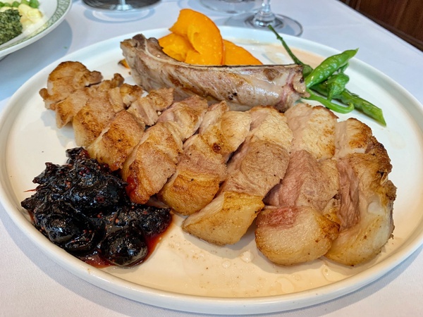 台北跨年餐廳推薦!Lawry's勞瑞斯牛肋排餐廳搬新址