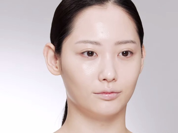 化妝師傳授秋冬氣墊正確用法！上臉更平均薄透、持妝度高，完妝是無瑕韓式奶油肌