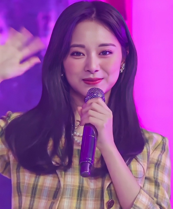 6位「水腫前後差異大」韓星！TWICE Sana水腫變倉鼠，伯賢1小時內「瘦10公斤」超狂！