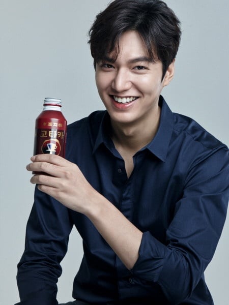 《Start-Up》金宣虎酒窩太迷人!7位「酒窩韓星」盤點,玄彬、李昇基根本是微笑殺手~