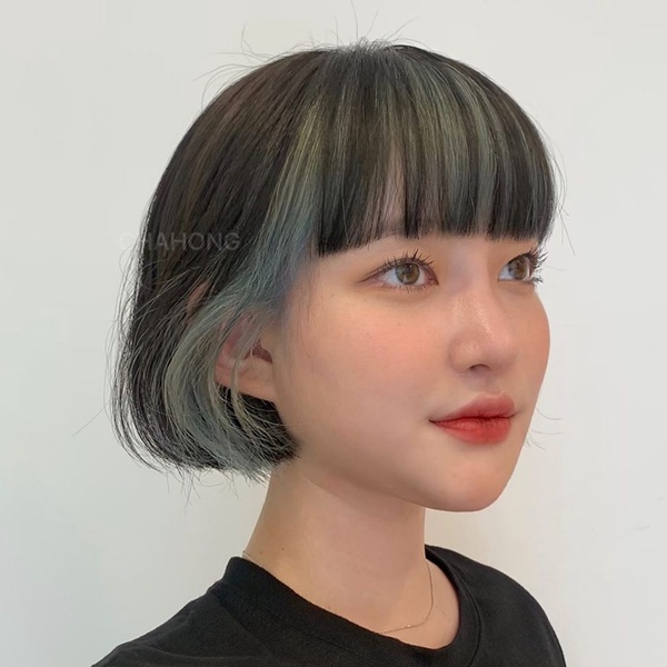 2020秋冬大勢「挑染髮色」圖鑑!仙女巧克力棕、栗棕挑染範本,不挑膚色超顯白~