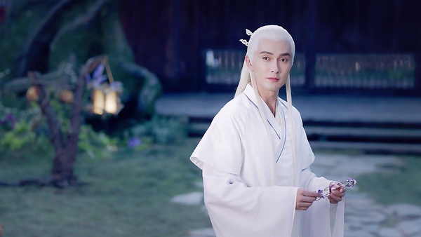 2020古裝劇「白衣美男」9:高偉光 飾演《三生三世枕上書》東華帝君