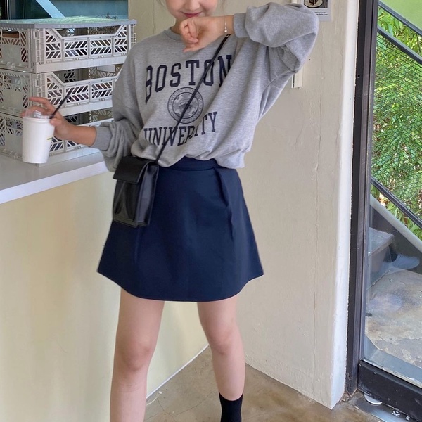韓妞衛衣、大學T穿搭範本!隨性有型的穿搭技巧不俗氣,減齡顯嫩、秒修飾下半身