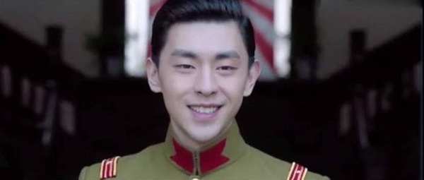 軍裝/制服男星3：鄧倫