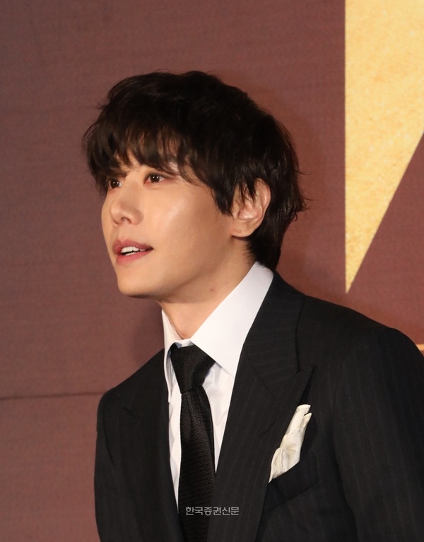 2020最想聽到婚訊的男星Top6！孔劉&玄彬「公共財男神」都上榜，第1名被網友催婚多年！