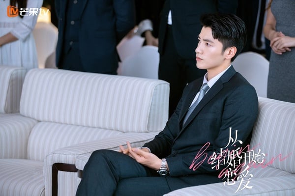 2020陸劇「穿西裝帥翻」的霸總TOP 10！《從結婚開始戀愛》金澤、黃景瑜都是行走衣架子