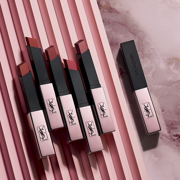 YSL THE GLOW MATTE 小粉條,NT1,360(常態款售價)