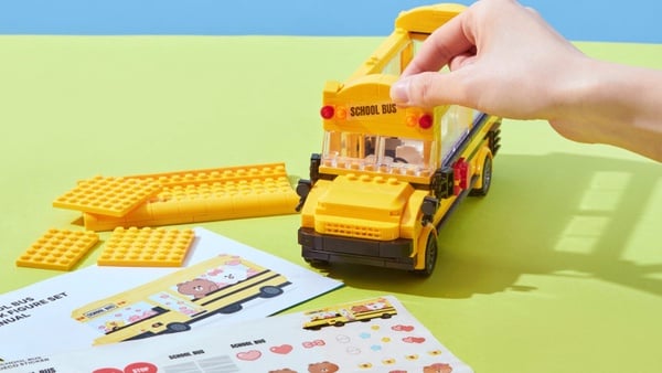 LINE FRIENDS「校車積木組」登場！打造專屬黃色校車，和寶寶熊大一起上學去