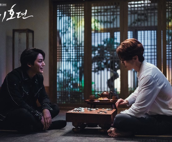 《九尾狐傳》未公開劇情！「冰淇淋只比粥涼一點」李棟旭耍賴太高萌，舉報李硯的人是他