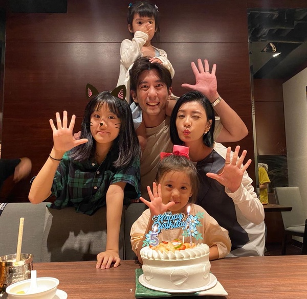 真實版甜寵劇！明星夫妻盤點，唐嫣、柯佳嬿、賈靜雯超幸福，他的備忘錄全是老婆喜好