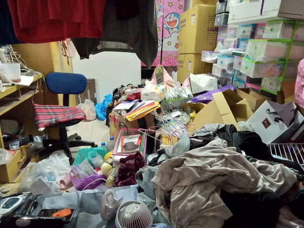 立委高嘉瑜「一張照片」釣出網友收納障礙心聲，網友貼房間照片喊「居家收納我不行！」