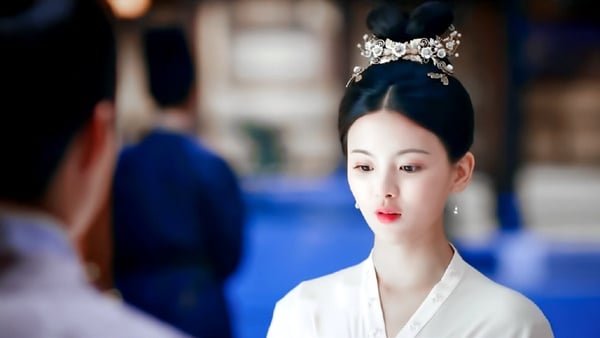 2020下半年古裝女神TOP 10！白鹿、鞠婧禕上榜，《狼殿下》李沁&《琉璃》袁冰妍爭冠軍