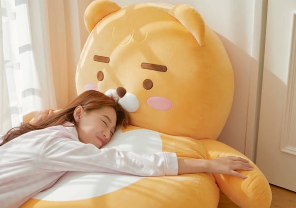 KakaoFriends「巨大萊恩沙發床」332,000韓元(約NT$8,560)