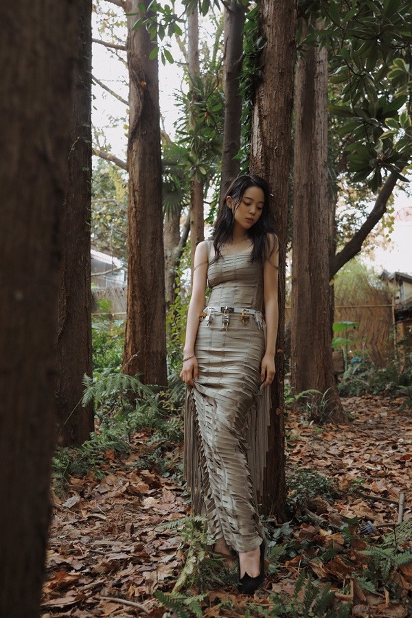女星紅毯造型精修vs未修7：歐陽娜娜