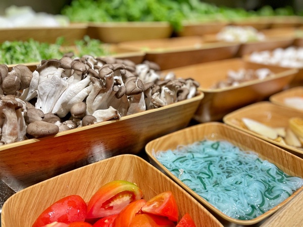 連8天6折起！築間新品牌「日暮裏冷蔵熟成肉専売」台北首店，高檔和牛吃到飽免800元！