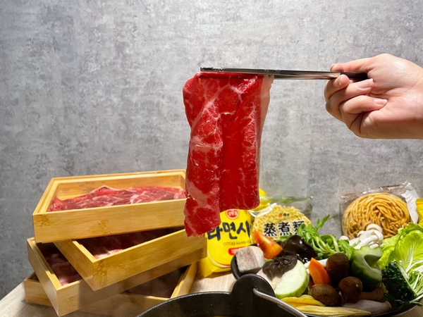 連8天6折起！築間新品牌「日暮裏冷蔵熟成肉専売」台北首店，高檔和牛吃到飽免800元！