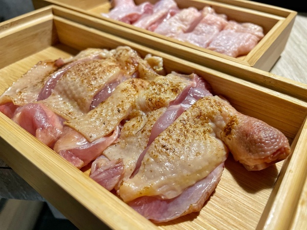 連8天6折起！築間新品牌「日暮裏冷蔵熟成肉専売」台北首店，高檔和牛吃到飽免800元！