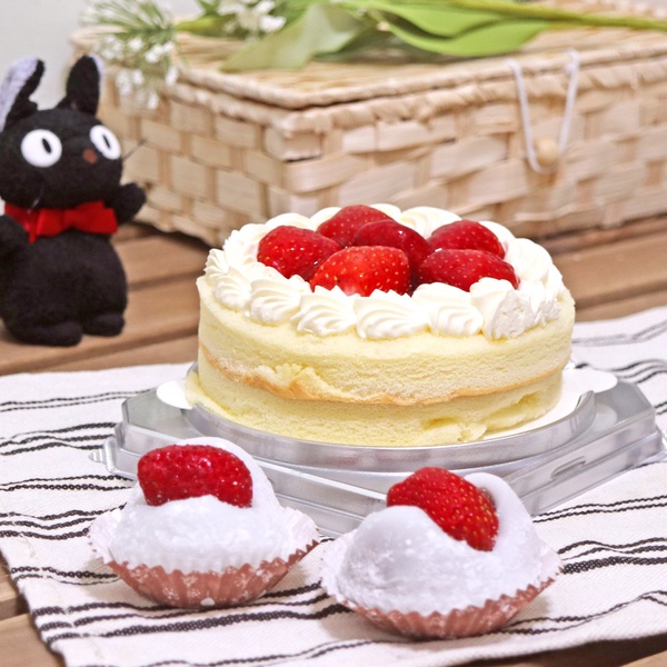 全聯We Sweet「花漾草莓卡士達」／售價159元