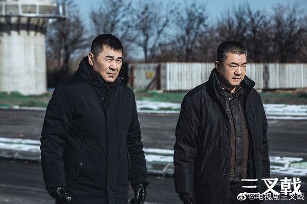 影視媒體評選2020年度十佳陸劇！《以家人之名》《琉璃》上榜，它被譽為年度神劇