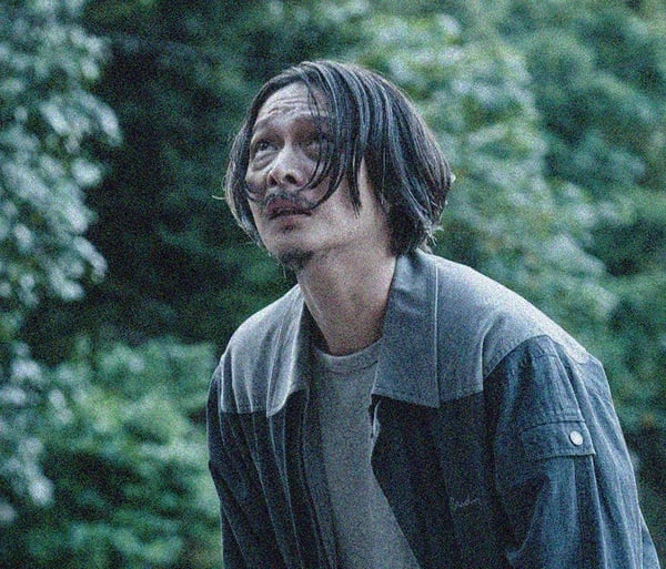 《返校》影集&amp;電影差異解析5：魏仲廷入獄15年發瘋，他的「自我和解」是看點之一！