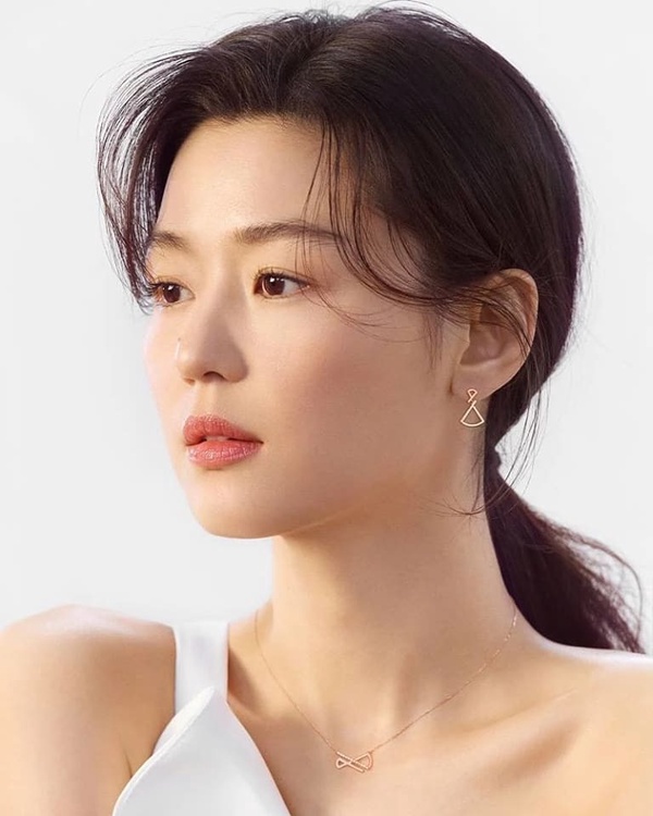 2020韓國人最愛廣告明星Top10！秀智沒進前五，冠軍打敗孔劉&amp;全智賢，韓國人最愛的是她