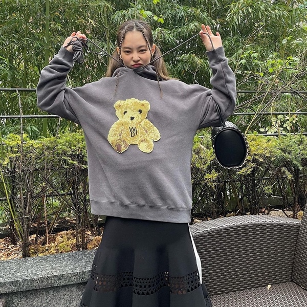 2020韓網明星私服代表!Jessica、秀智、 Jennie私服話題高,顯瘦減齡的穿搭技巧必學