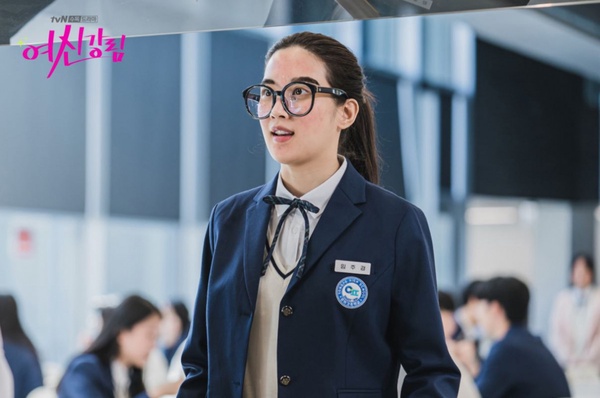 網評扮醜最成功韓劇女星1：《女神降臨》文佳煐