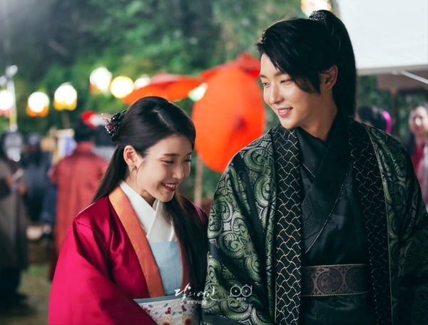 韓劇穿越愛情劇推薦2:《步步驚心:麗》IU、李準基