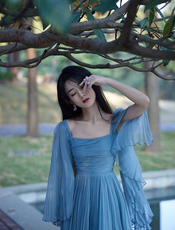 2020星光大賞紅毯10女星:趙麗穎
