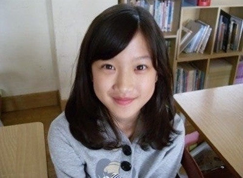 《女神降臨》文佳煐的5件事！長太高陷入演藝低潮、精通3國語言，是真實世界的女神降臨