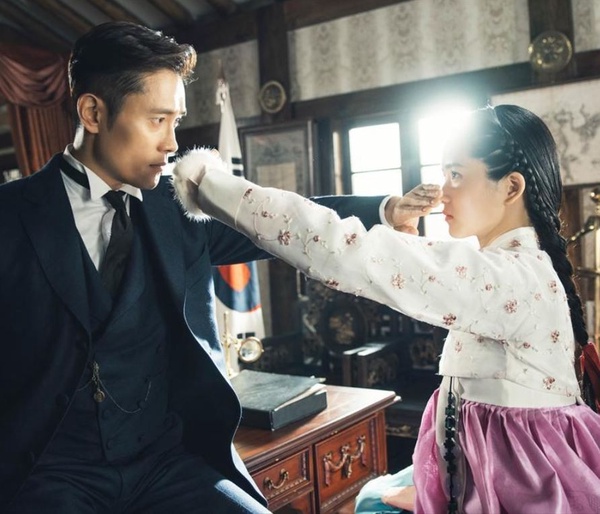 TVing年度重溫韓劇Top4：《陽光先生》李炳憲、金泰梨