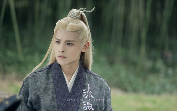 王一博《有翡》白髮一樣帥！2020古裝劇9位「白髮古裝男神」，高偉光《枕上書》最經典