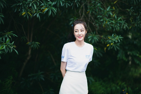 2020陸劇女星熱搜指數排行TOP 10！趙麗穎第九、楊冪第五、譚松韻第二，熱搜女王竟是她