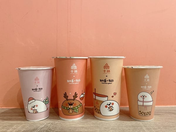 小海豹奶茶超誘人！聯名「十杯」推出系列手搖，加碼3款提袋也很欠買