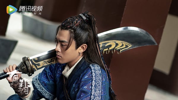 古裝劇《有翡》男神古裝vs時裝4：張昕宇 飾演 楊瑾