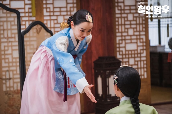 《哲仁王后》「腹黑帝王VS深情堂哥」太難選！堂哥願犧牲一切，哲宗「戀愛反差萌」超Q