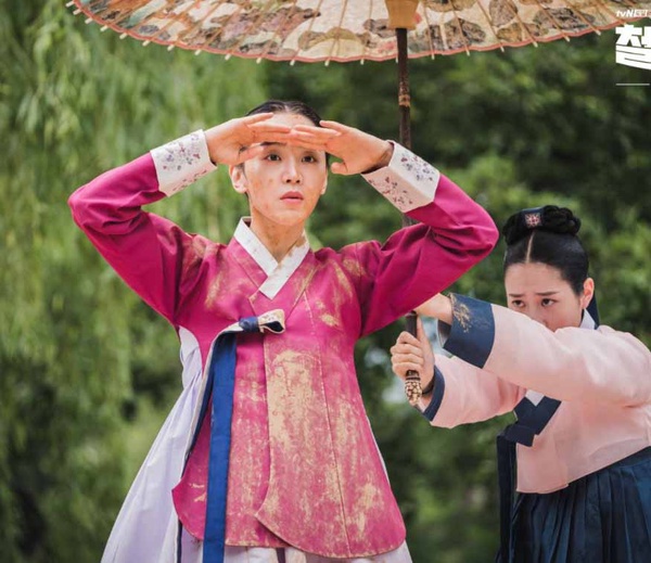 大器晚成的韓劇女演員！《哲仁王后》申惠善終於被看見，徐玄振&amp;李多熙熬9年才演到女主